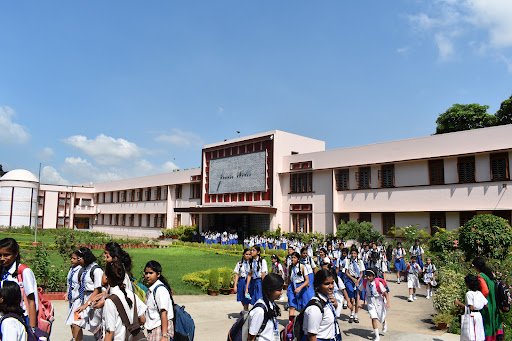 Mount Carmel School (MCS)