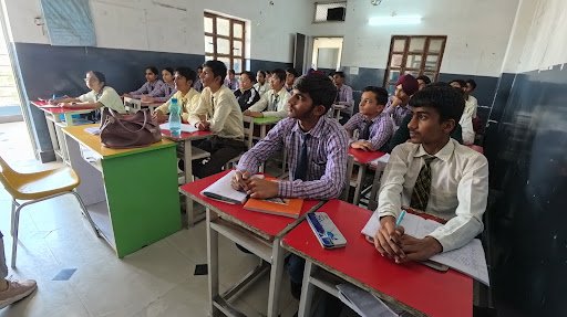 Holy Dreams Convent Sec. School best school in hanumangarh, english medium Co education