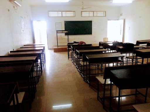 Harikisan Maloo International School