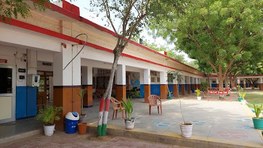 Mahesh Public School
