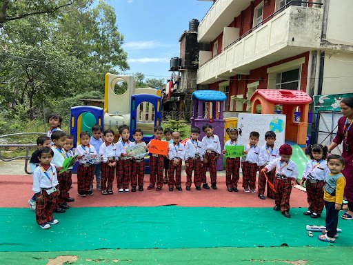 Maxbuddy Rising Play School kangra