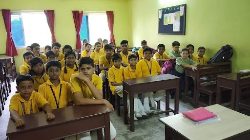 St Laetitia's high school St Laetitia's high school