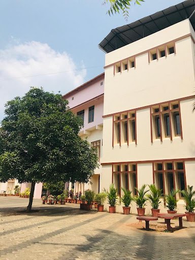 Presentation HSS Chevayoor