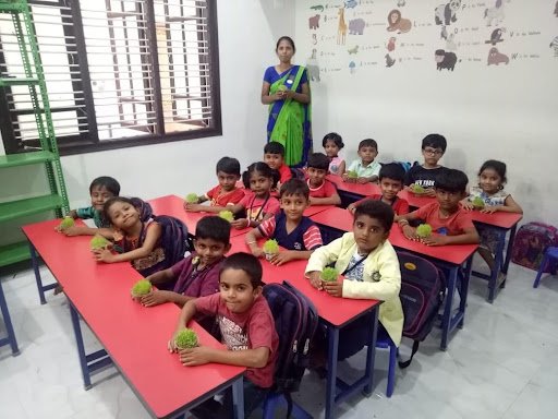 (UMS) Ullas Montessori school (UMS) Ullas Montessori school