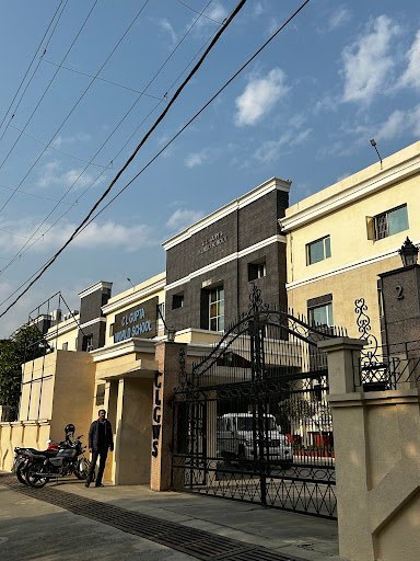 C. L. Gupta World School