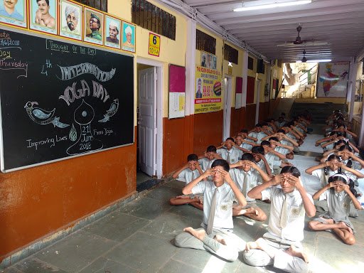 The Modern English High School