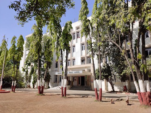 Indian Airlines Ideal School