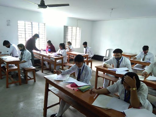 Holy Garden Model School Holy Garden Model School