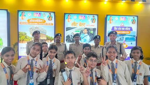 Narayana eTechno-School - Raipur Mowa