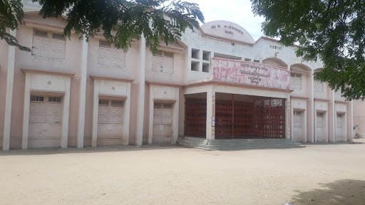 Shri D.N.T High School