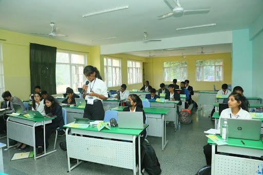 Epistemo Vikas Leadership School