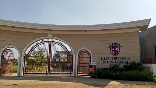 R.S.JHUNJHUNWALA INTERNATIONAL SCHOOL