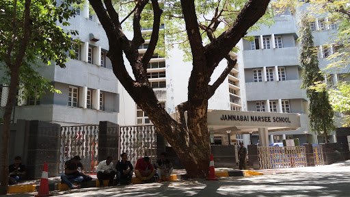 Jamnabai Narsee International School