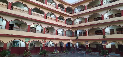 ST. MICHAEL'S FOR GIRLS - A Boarding and Day-Boarding School ST. MICHAEL'S FOR GIRLS - A Boarding and Day-Boarding School