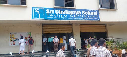 JCR Chaitanya High School