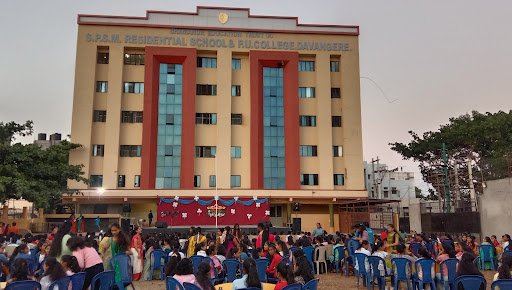 Smt Pushpa Shamanur Mahalingappa CBSE, ICSE residential school and PU Science College