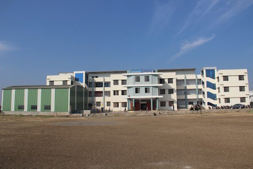 Sri Sri Ravishankar Vidya Mandir (SSRVM), Latur, Maharastra Sri Sri Ravishankar Vidya Mandir (SSRVM), Latur, Maharastra