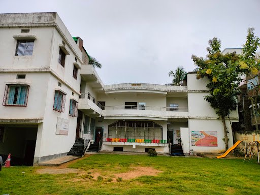 ( School ) Navalok English Academy , (Play School, Pre Primary , Primary, High School ) - Hide N Seek