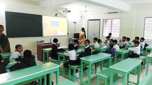 Starling International School