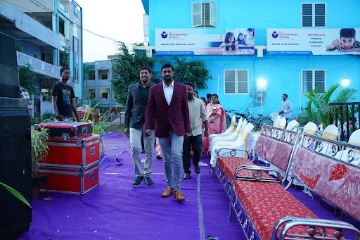 THE MASTERMINDS SCHOOL THE MASTERMINDS SCHOOL