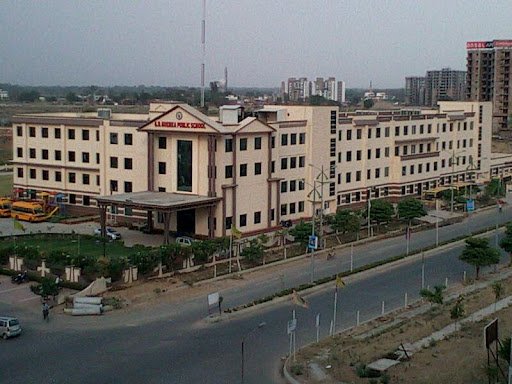 GD Goenka Public School