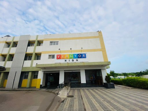 VIBGYOR High CBSE School - Surat