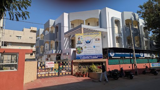 NARAYAN NIKETAN SCHOOL (Juniors DEN) - ANAND