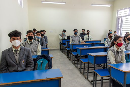 Everest Public School | Medical / Non Medical School in Kangra