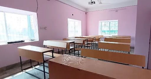 MET INTERNATIONAL SCHOOL MET INTERNATIONAL SCHOOL