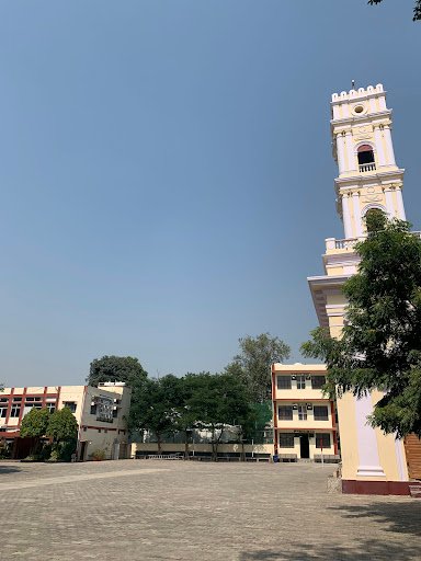 St. Clare's Senior Secondary School