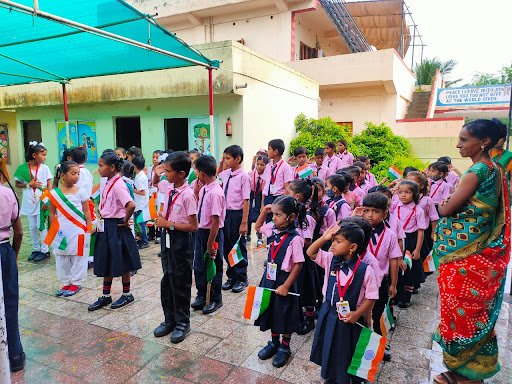 Redleaf Public School