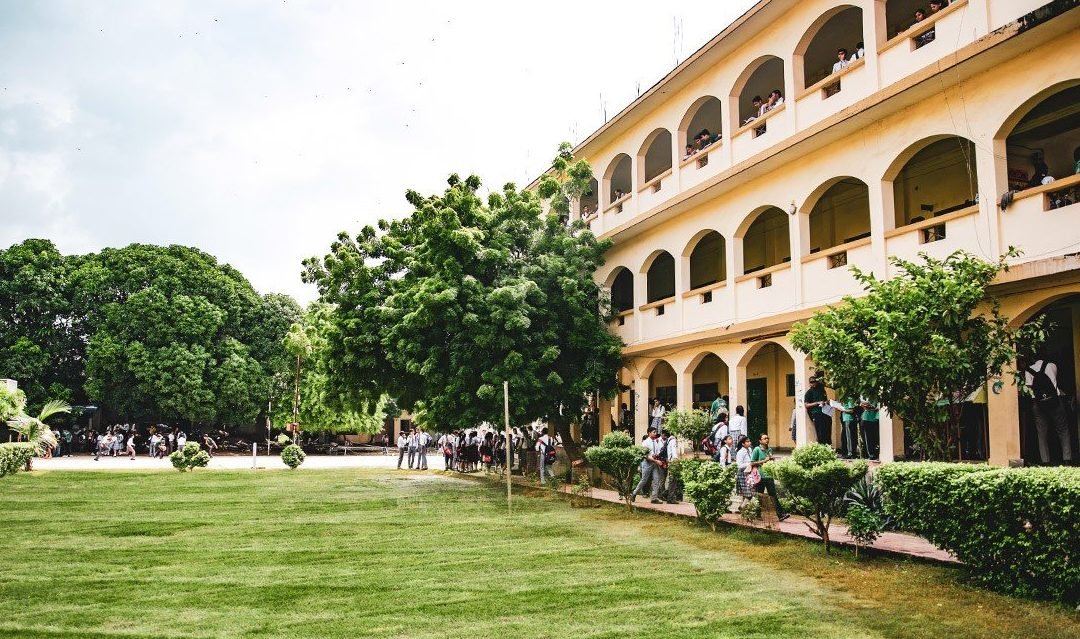 little flower house best cbse school in varanasi best school in varanasi school in varanasi