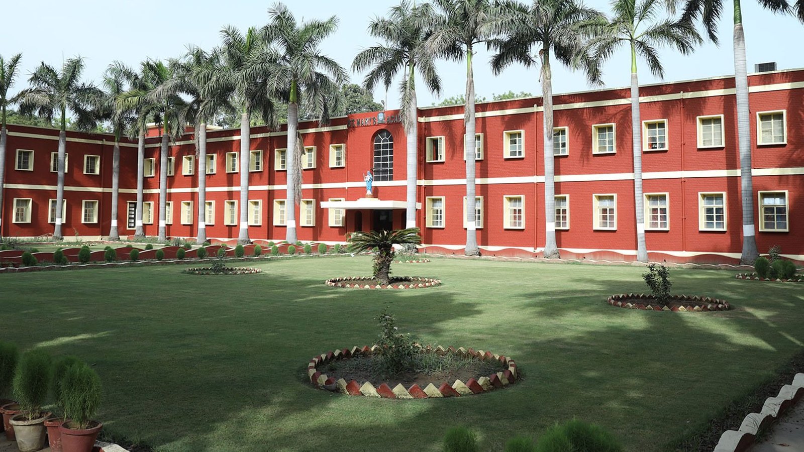 St.Merry School 1 st merry school 1